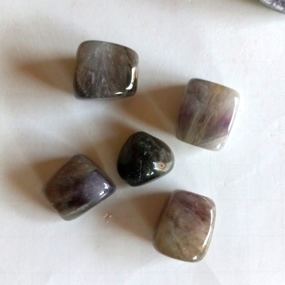 Bundle of Amethyst Crystal Tumbles - Picture 1 of 5